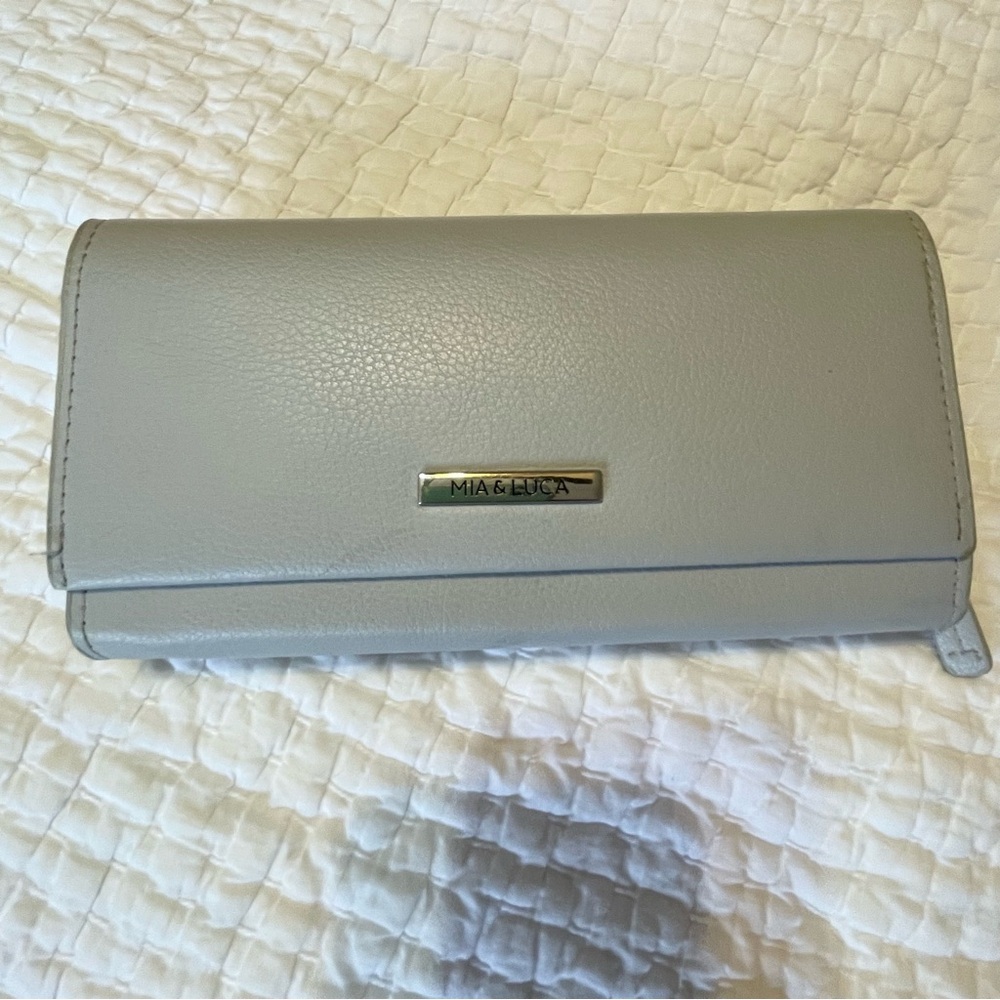 Women's Gray Mia & Luca wallet